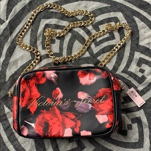 NWT 🌹 Victoria’s Secret Crossbody Purse